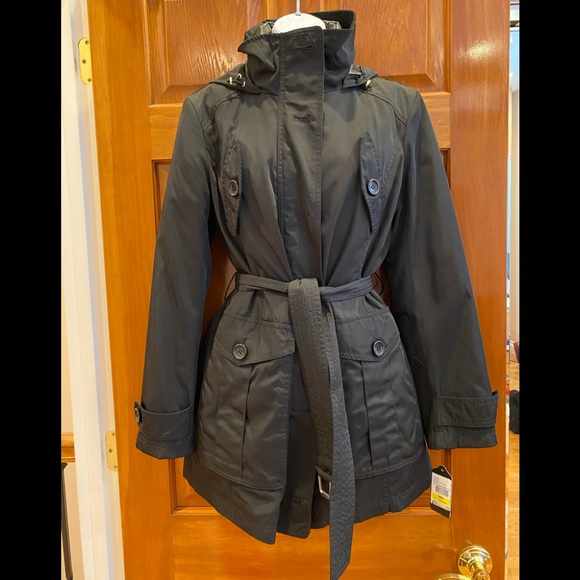 GUESS NWT Women’s Convertible Coat M - Picture 2 of 15